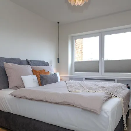 Koenigsmann In Strandnaehe Westerland