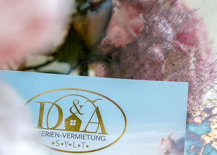 Koenigsmann In Strandnaehe *
